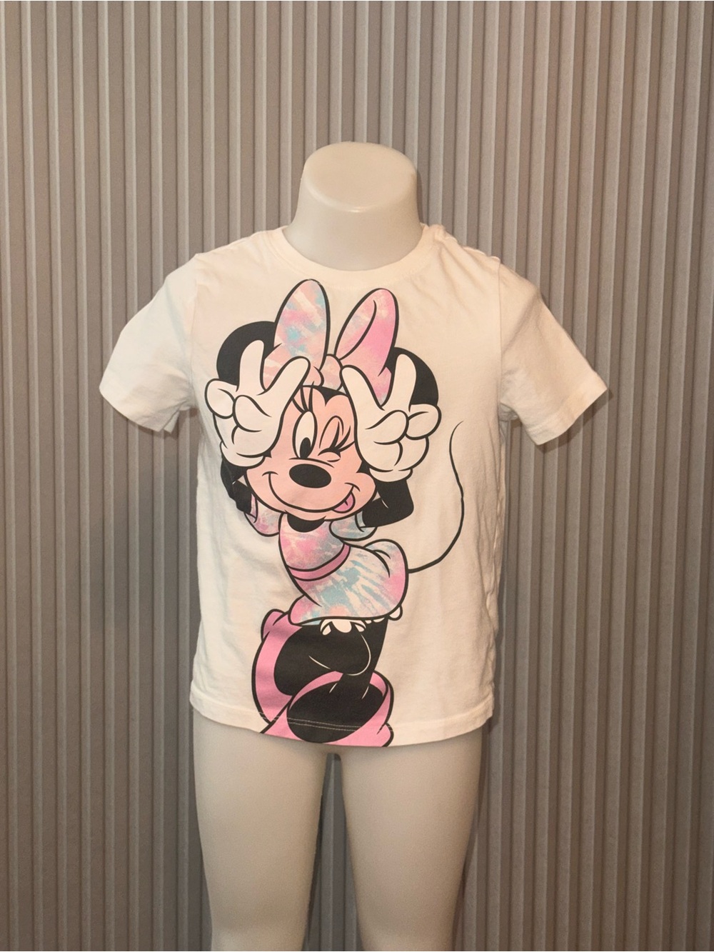 Old Navy White Girls Minnie Mouse Graphic Tee with Pink Accents